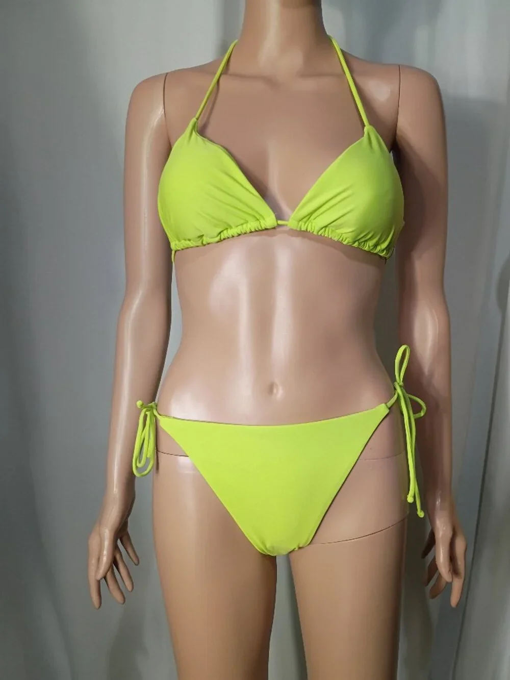 No boundaries chartruese cheeky high leg bikini M (8-10)
